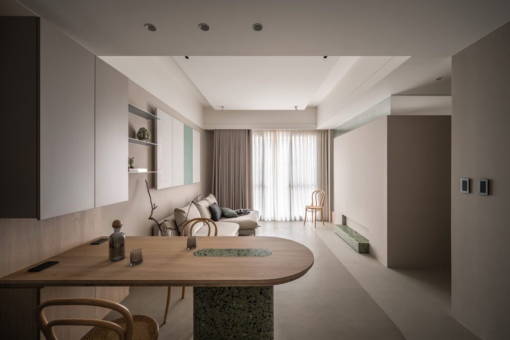 SIGNATURE HOME